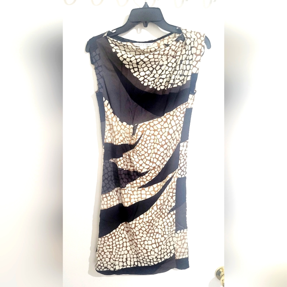 Diane Von Furstenberg dress size 2